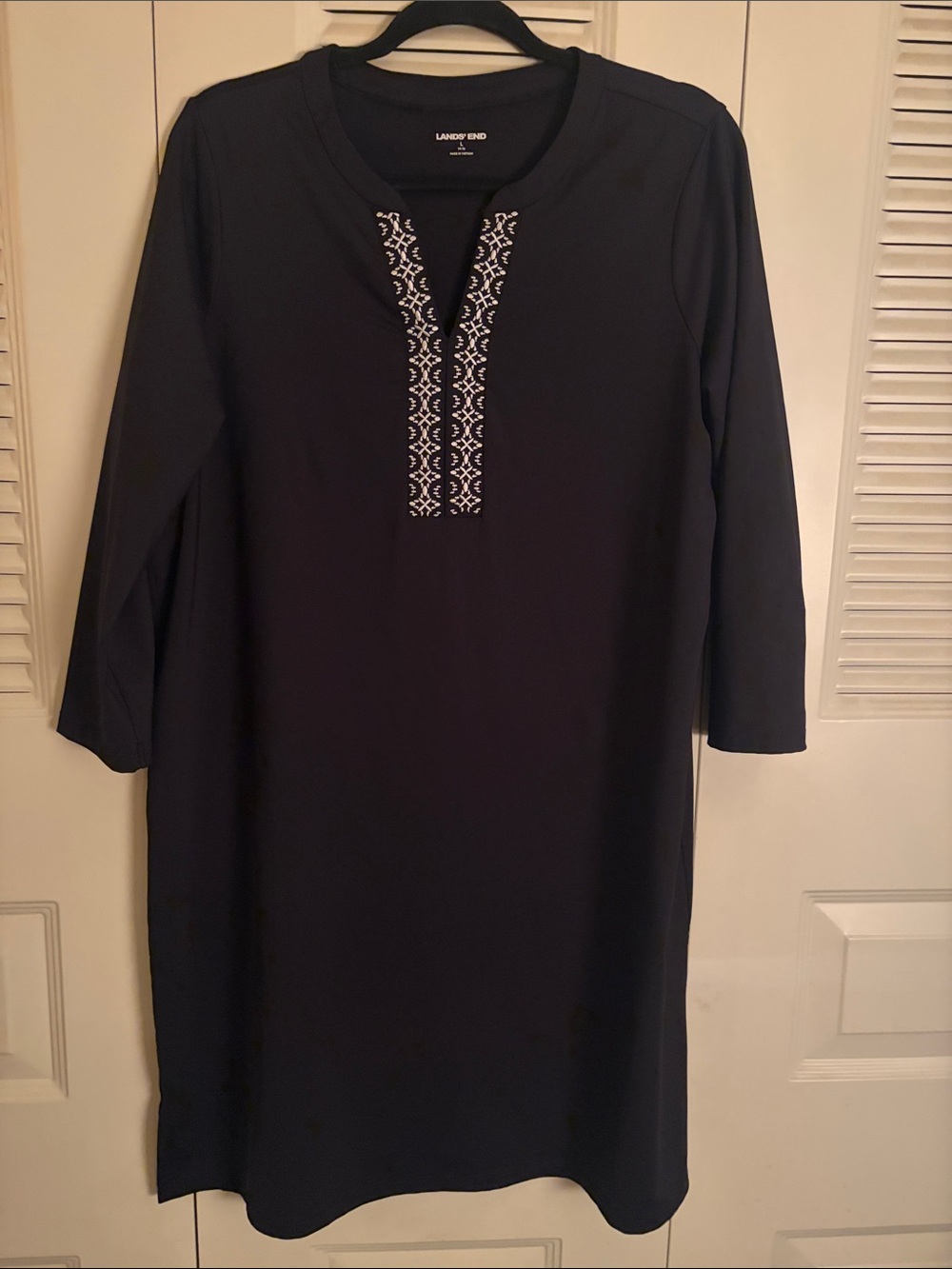 Lands' End Black Long-Sleeve Embroidered Split-Neck Dress